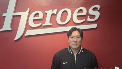 '한화→키움 1R 충격 이적' 72억 내야수 2025년 생각하기도 싫어…3루수? 가릴 처지 아니야, 팀내 쓴소리도 할 것 [고척 인터뷰]