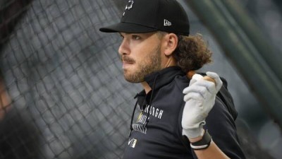 '한국이 낳은 괴물 투수' 멕시코 유니폼 입나? 韓 사이영상 수상자, WBC 출전 가시화