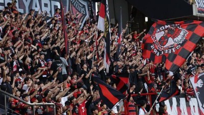 [오피셜] 韓축구 초대박! 인구 48만 소도시에서 '평관 1만 시대' 열었다... 포항, 2025시즌 좌석 점유율 71.8% 달성