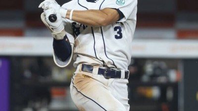 '김경문 감독이 좋아하는 스타일' 한화가 점찍은 차세대 중견수는 누구?...1R 루키, 공·수·주 갖춘 즉시전력감 극찬!