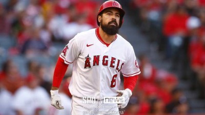 연봉 560억 포기하고 전격 은퇴하나…드디어 'ML 최악의 3600억 계약' 끝이 보인다