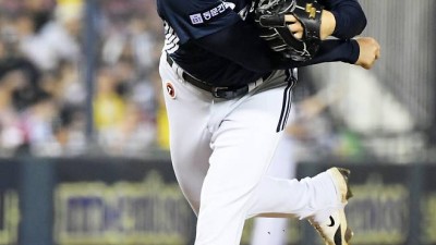 2할4푼 타자가 48억, 14홀드 투수가 52억…왜 80억 박찬호가 싸보이냐