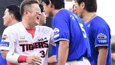 와 도대체 얼마 줘야 하나, 이런 FA 선례 없었다…최형우, KIA·삼성 다 원하는데 왜 길어지나