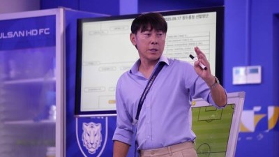 [K리그 포커스] 신태용이 뺨 때리고 귀에 휘슬 불고... 폭행 모두 사실 울산 정승현의 폭로