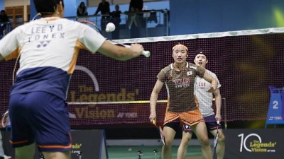 '안세영, 이용대와 깜짝 단식 대결' 韓 배드민턴 전설들, 요넥스 레전드 비전 10주년에서 유망주들과 호흡