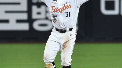 강백호·페라자로 타선 강화했는데...KBO 최다안타 ‘므찐 오빠’ 설 자리 있을까