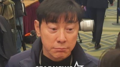 신태용은 골프를 쳤고, 뺨도 때렸다 vs 폭행했다면 감독 안 할 것... 진실게임 '재점화'