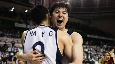 남자농구 역사상 이런 리더는 없었다! 코트 안팎 절대 지배자 이현중. 실제 평가는? B리그 최고의 아시아쿼터 그 이유는?