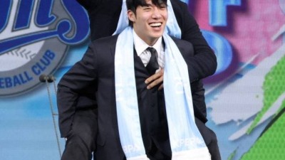 '내년 FA 최대어' 원태인, 삼성에 '강민호 잔류' 강력 요청 이제 우린 윈나우, 우승 바라봐야 한다... 꼭 잡아주세요