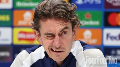 ‘리그 17위’ 포스테코글루 때가 좋았나…”토트넘 선수들, 프랭크 감독에 대한 불만 커지고 있어”