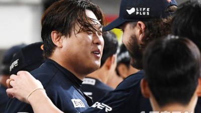 류현진 아직도 엄청 큰 커피 2잔 들고 와? 폰세 440억 잭팟, 왜 토론토 담당 기자가 신났을까