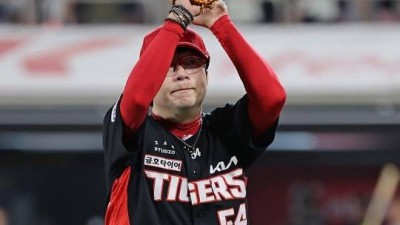 KIA, 양현종 '후려쳤다'가 36억 규모 계약 '임박'...프로 입단 동기 김광현에 맞춰줄 듯