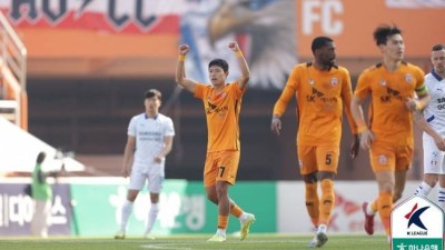 [승강 PO 현장리뷰] '이변은 없었다' 제주, 합산 3-0으로 1부 잔류...'실책+퇴장' 자멸한 수원은 승격 실패