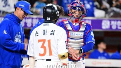 ‘절친’ 강민호·손아섭은 KS 우승의 恨을 풀고 싶은데…FA 계약부터 잘 풀어야, 아직 시간 필요하다