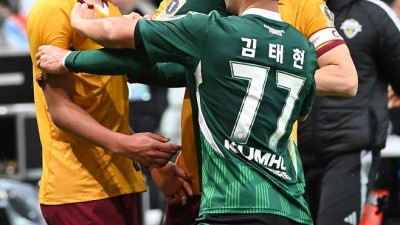[현장에서]'퇴장·퇴장·퇴장' 축구 아닌 'UFC' 같았던 코리아컵 결승, 이해할 수 없는 행동과 이해할 수 있는 마음