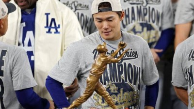 ML서 공 1개도 던져보지 못한 투수에게 4700억원 준다고? 야마모토 맹비난했던 사나이, 2년 뒤 태세전환 보소