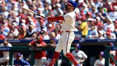 돈 안 쓰던 구두쇠 팀까지 덤볐다...현재 FA 최고 인기 선수는 바로 이 타자