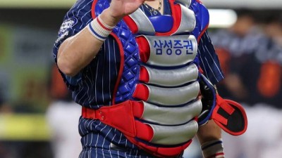 프로야구 FA '절친' 강민호와 손아섭·황재균, 비슷하지만 다른 처지