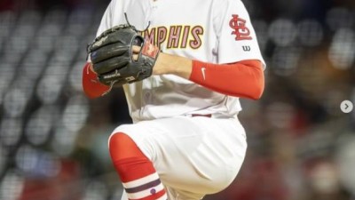 [단독] '굿바이 페디' NC, 새 외국인 투수 테일러 영입 초읽기…라일리와 원투펀치 간다