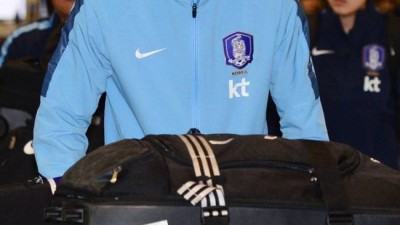 'J리그 역사상 최고의 한국인' 전설 정성룡 대단하다, 40살에 파격 도전...日 최고 명문 떠나 3부 후쿠시마 이적 유력