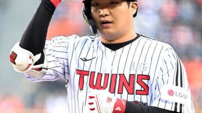 ‘게으른 천재’ 문보경, 왜 콕 찍혔을까…차명석 단장의 디스 “신랑감, 문보경만 아니면 된다”