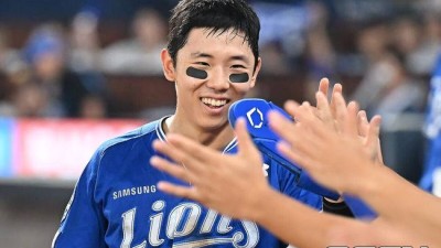 15표 차로 생애 첫 GG 놓쳤지만…팬들도 인정한 최고의 외야수 김성윤, ‘연봉 수직 상승’으로 보상받는다