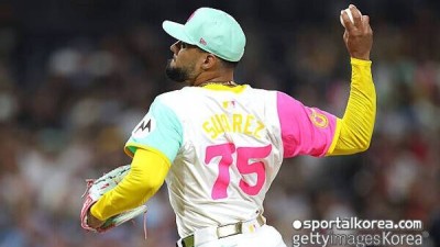 [오피셜] 이러다 김하성도 대형 계약으로 잡나...? '타도 다저스' 외친 애틀랜타, 日→美 차례로 점령한 마무리 투수와 662억 계약