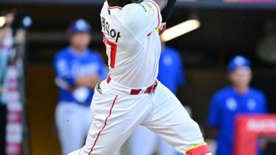 '김재환 22억 계약' SSG, 결국 홈런을 원하나…왜 ‘통산 3할4푼2리’ 에레디아 교체를 고민할까