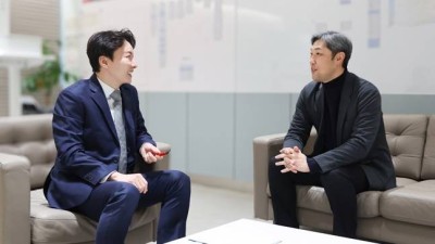 'FA 0입' 조롱받던 롯데, 다 계획이 있었구나... 파이어볼러 외인 3인방→日 명 투수코치 영입 '속전속결'