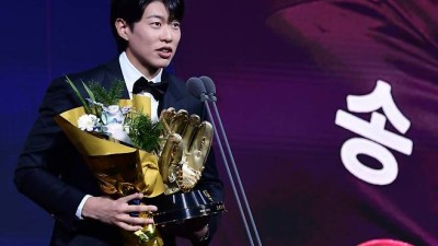 이러면 송성문은 어떻게 되나? 아시아 대어도 거취 미정 FA 시장 최대 난제