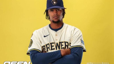 롯데가 14억에 데려온 외인, 진짜 폰세급인가…日마저 역수출 전망 “ML 재도전 가능성 충분해”