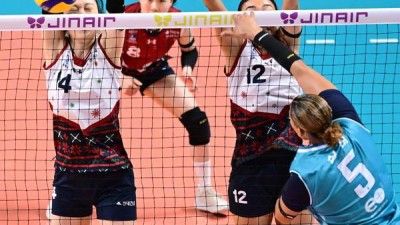 장충을 뒤덮은 ‘통곡의 벽’...현대건설 GS 꺾고 4연승, 1위 도로공사와 4점 차! [MK현장]