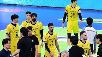 주전 세터 돌아와도 졌다, 속절없는 4연패 어쩌나... 브라질 명장의 해답은 [MD수원]