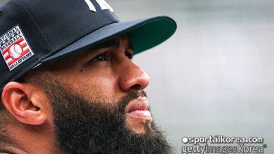 [오피셜] 다른 팀은 돈 펑펑 쓰는데...도대체 무슨 생각일까? '판타스틱 아닌 줍키스틱' 양키스, 아메드 로사리오와 37억에 계약