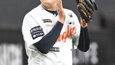 한화 KS 이끌었는데, 왜 보호선수 제외됐을까…‘충격 이적’ 154km 필승조 솔직 속내 “사실 이적 생각 못했다”