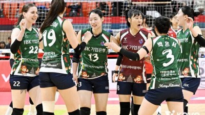 '목적타로 무너트렸다' IBK기업은행, 서브 '8득점'+공격 다변화로 '4위' 도약...'7연패' 페퍼저축은에 3-0 승리 [MD광주]