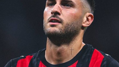 '한국 월드컵 상대' 멕시코 큰일났다, AC밀란 스트라이커 수술대 올라 '비상'...2025년 부진 탈출 실패