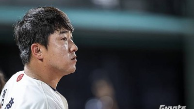 치열하게 뛰다 그라운드 떠다는 정훈 “코치직 제안 받고, 아직 이르다 생각…돌이켜보면 참 애썼다”[스경X인터뷰]