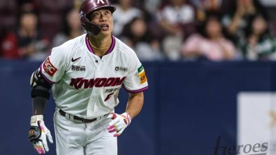 [단독] 송성문 계약, 김혜성 3+2년 2200만 달러 넘어설듯...LA는 막판 포기, 샌디에이고가 '승부수'