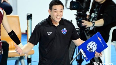 '트레이닝복 고집' 여오현 기업은행 대행 선수들과 함께 뛴다는 마음