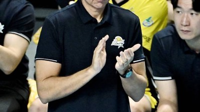 어떻게 9-25로 지지? 외국인 감독 멘붕시킨 경기력 → 이건 경기가 아니었다