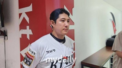 박수 칠 때 떠난 철인, 아쉬움은 단 하나→그래서 fa 장고했나…우타자 최초일 수 있었는데