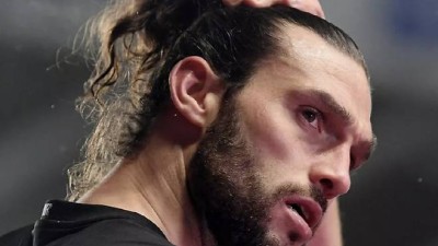 사람들 앞에서 체포→최대 5년 징역 위기 英 역대 최고 이적료 주인공, 상상도 못한 근황 공개...접근 금지 명령 어겼다