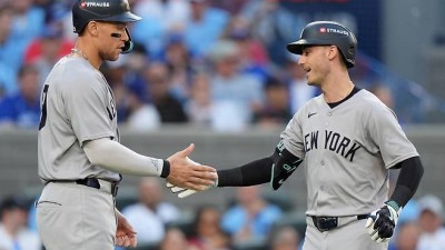 'LAD와 재결합설' 띄우는 보라스, 양키스-메츠-SF 한 팀만 걸려라...벨린저에 2630억↑ 안길까?