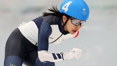 '평창 올림픽 은메달' 빙속 김보름, 은퇴 선언…포기 않았던 선수로 기억되길