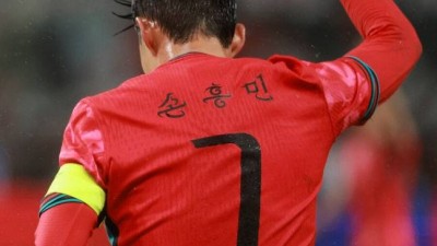 [오피셜] FIFA도 손흥민 때문에 운다, 메시-호날두와 어깨 나란히… SON, '월드컵 라스트 댄스' 레전드 10인 전격 포함