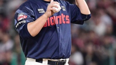 3년간 162⅓이닝 헌신한 37세 마당쇠, 팀내 FA라곤 한명 뿐인데…결국 '도장' 없이 해넘긴다 [SC포커스]