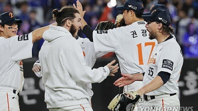 '5강 못간다'? 한화, 새해 벽두부터 시끌, 팬들 발끈!...33승 합작 폰세-와이스 공백이 가장 큰 이유