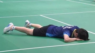 '패패패패패패패패패패패패패패패패'…안세영에 늘 맞던 왕즈이, 中 무대에서 1-8 → 10-9 '미친 역전승' 독해졌다