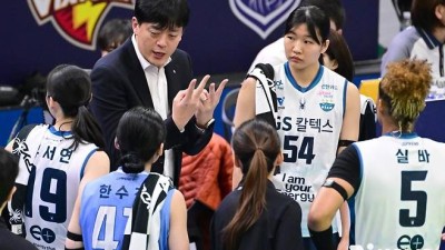 대어 잡은 이영택 GS칼텍스 감독 신인 김효임, 중요한 수비